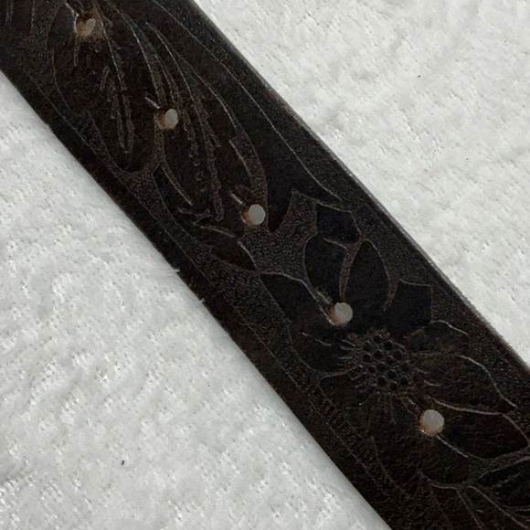 Italian Leather Belt Floral Embossed Western Design Glitter Buckle - Picture 9 of 10